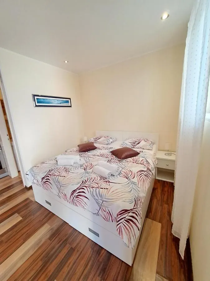 Meressa Nina&Leo Studio Apartments Novigrad Istria 0*,  Croazia