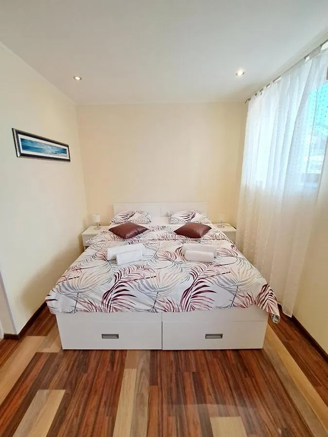 Meressa Nina&Leo Studio Apartments Novigrad Istria