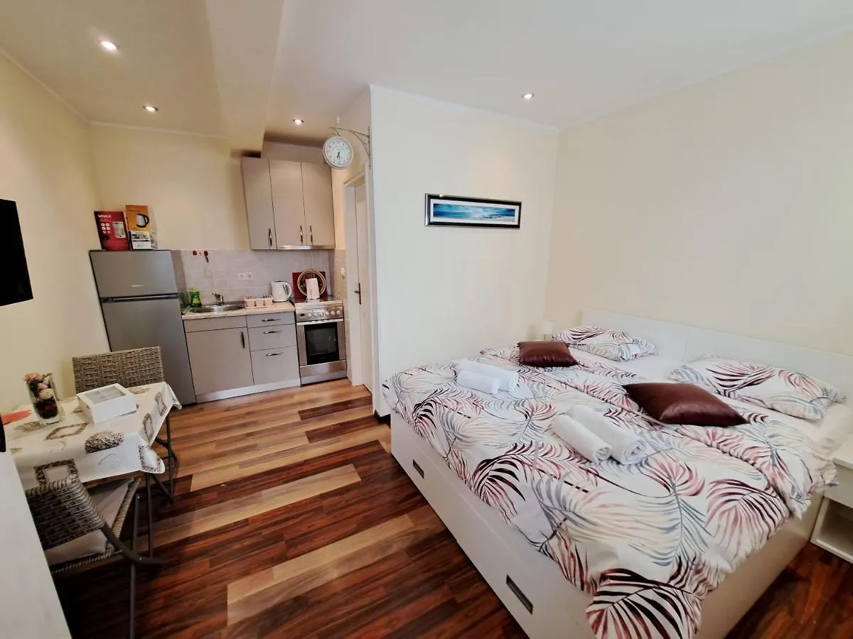 Meressa Nina&Leo Studio Apartments Novigrad Istria