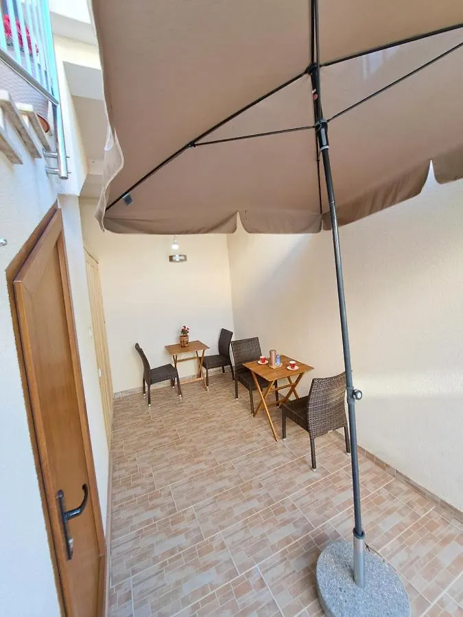 Meressa Nina&Leo Studio Apartments Novigrad Istria 0*,  Croazia