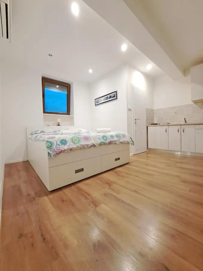 Meressa Nina&Leo Studio Apartments Novigrad Istria