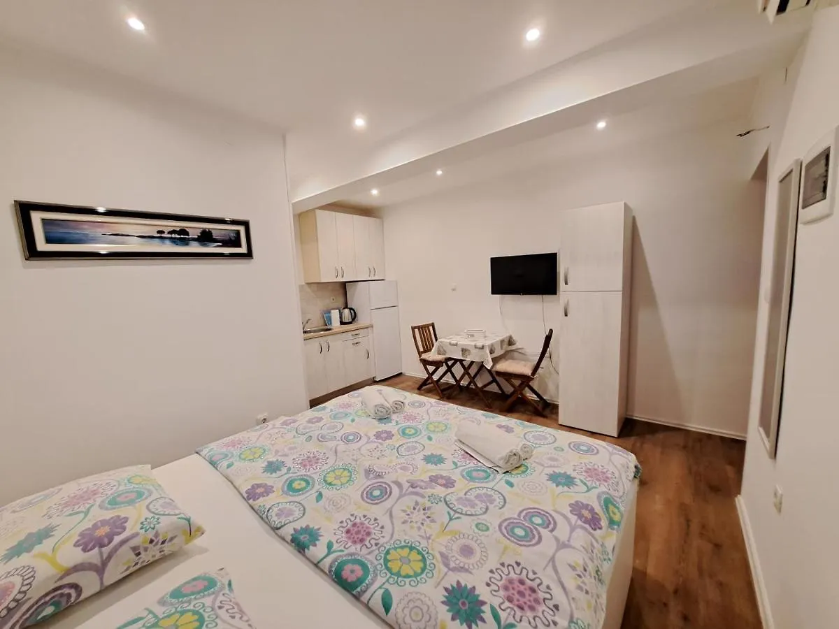 Meressa Nina&Leo Studio Apartments Novigrad Istria
