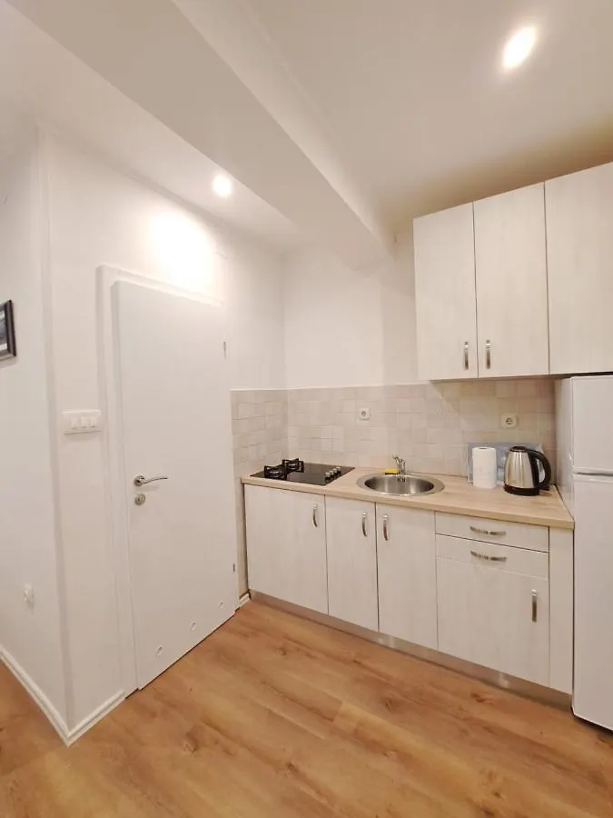 Meressa Nina&Leo Studio Apartments Novigrad