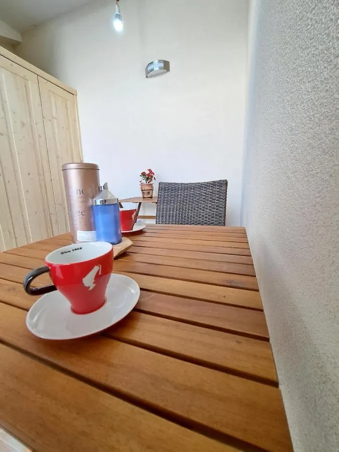 Meressa Nina&Leo Studio Apartments Novigrad